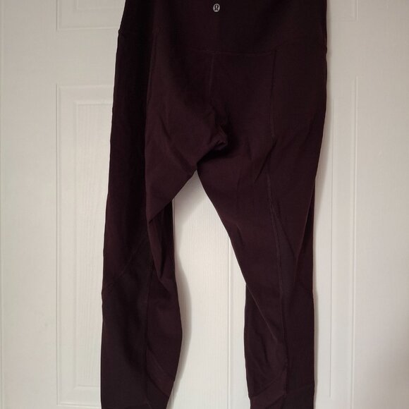Lululemon 25" length Leggings - Picture 2 of 6